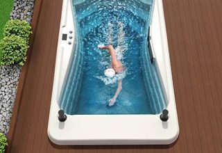 Spa de nageSpa de nage compact et familier est l’union entre une zone d’hydrothérapie et une piscine. Idéal pour pratiquer des activités d’aquafitness.Lire plus